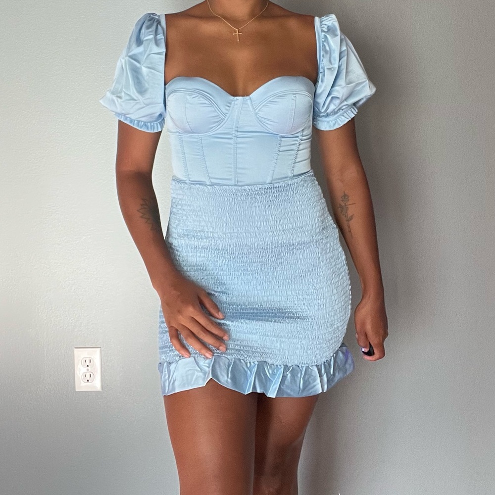 Gorgeous brand new dress perfect a night out.
